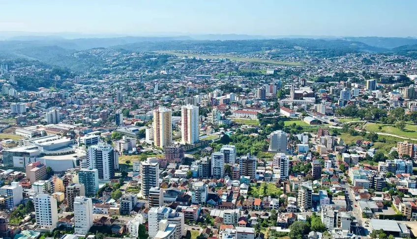 Caxias do Sul está entre as cidades que mais geram empregos em tecnologia no Rio Grande do Sul