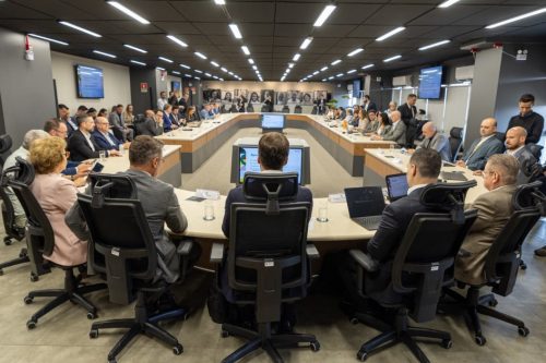 Reunião Leite e Zucco avançam na transição de governo com apresentação sobre o Plano Rio Grande e a Defesa Civil ou