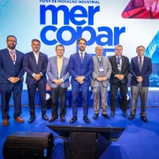 Na abertura da Mercopar, em Caxias do Sul, governador Leite apresenta estudo para estrada de acesso ao novo aeroporto da Serra